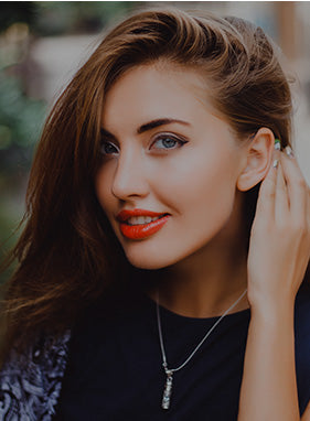 PENDANTS & NECKLACES